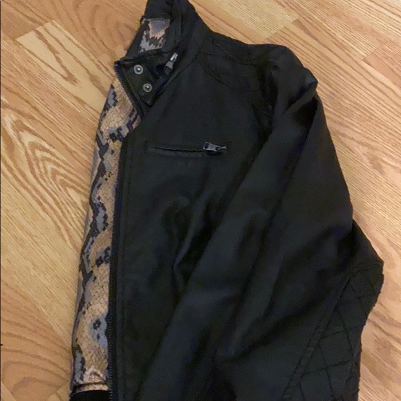 Leather jacket - Picture 2 of 2